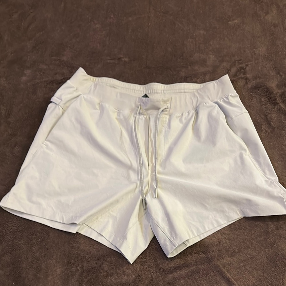 Lululemon Athletica White Swim Trunks Lightweight Elastic Waist